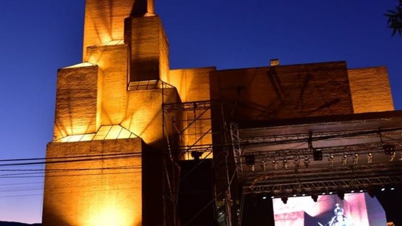 Multitudinaria participación en el aniversario de Santa María