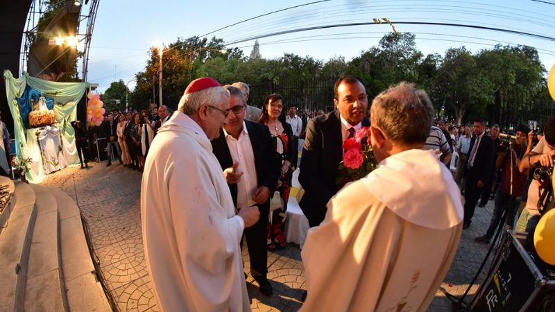 Multitudinaria participación en el aniversario de Santa María