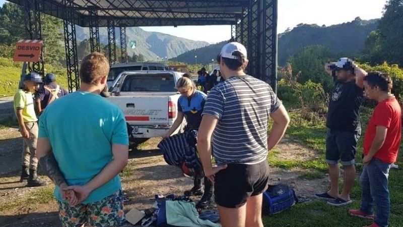 En operativo, secuestran 72 vehículos y un cigarrillo de marihuana