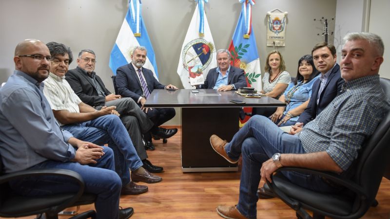 La Biblioteca del Senado recibió una donación del Partido Socialista