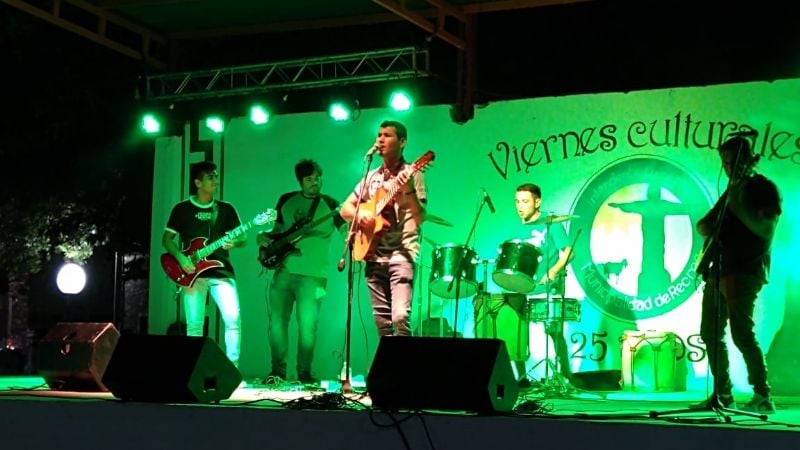 Miles de personas en la primera edición de “Viernes Culturales”