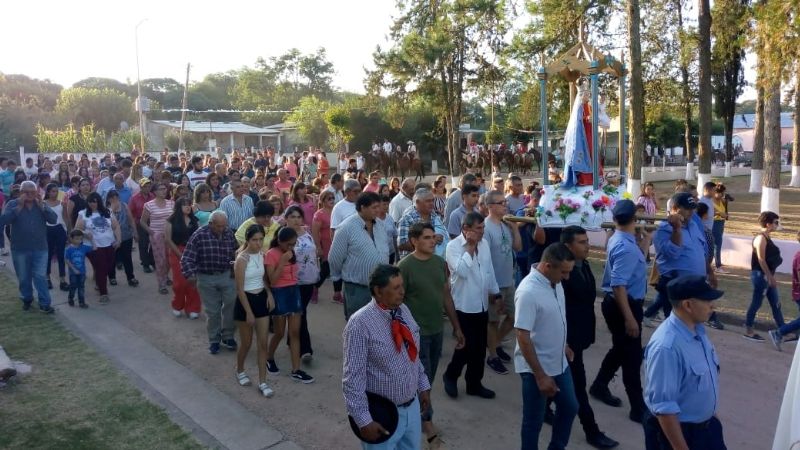 Cientos de fieles celebraron a la Patrona de Vilismán