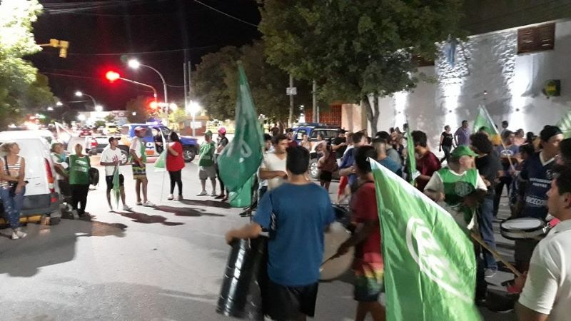 Protesta nocturna en Recreo