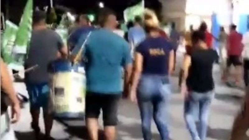 Protesta nocturna en Recreo