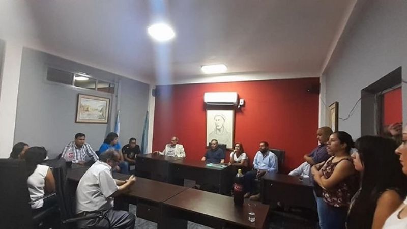 Empleados del CD de Valle Viejo quieren cobrar