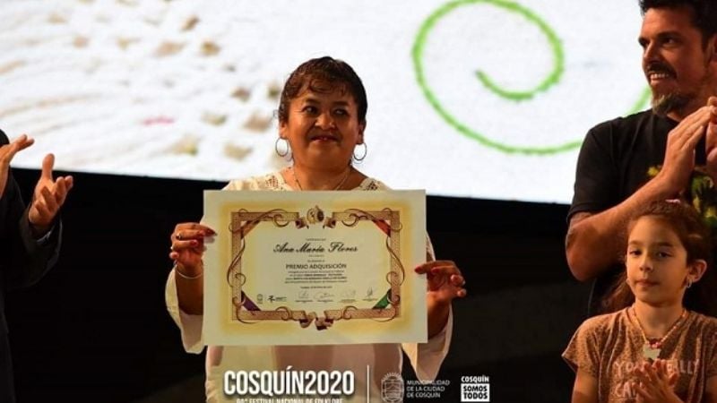 Tejido de artesana santamariana premiado en Cosquín