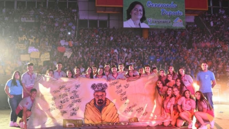 Le sacan a Deportes las "Presentaciones de de los Buzos"