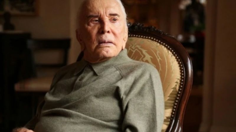 Murió a los 103 años el legendario actor Kirk Douglas