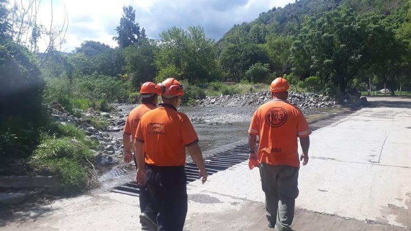 Repentina crecida del río El Tala