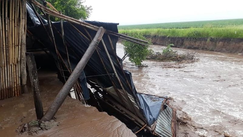 Familias evacuadas en Los Altos por los daños de la lluvia