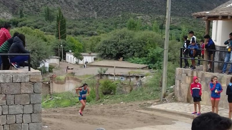 El “Misachico” para los riojanos Frencia y Páez, en Villa Vil