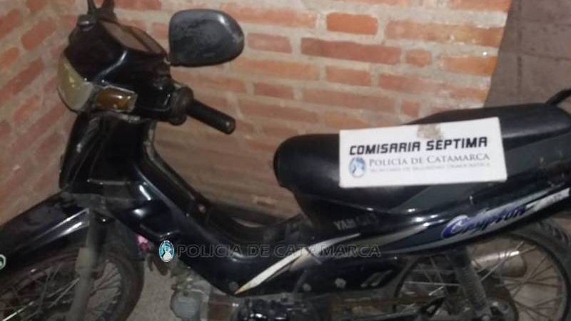 Secuestran una moto