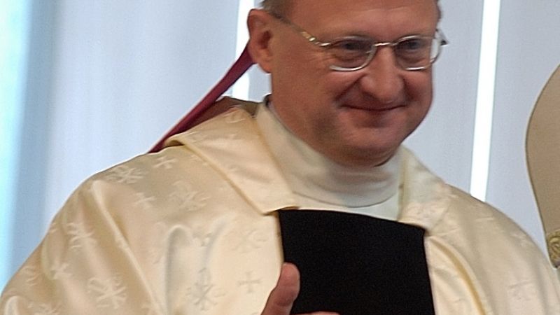 Urbanc celebra 13 años de su ordenación como Obispo