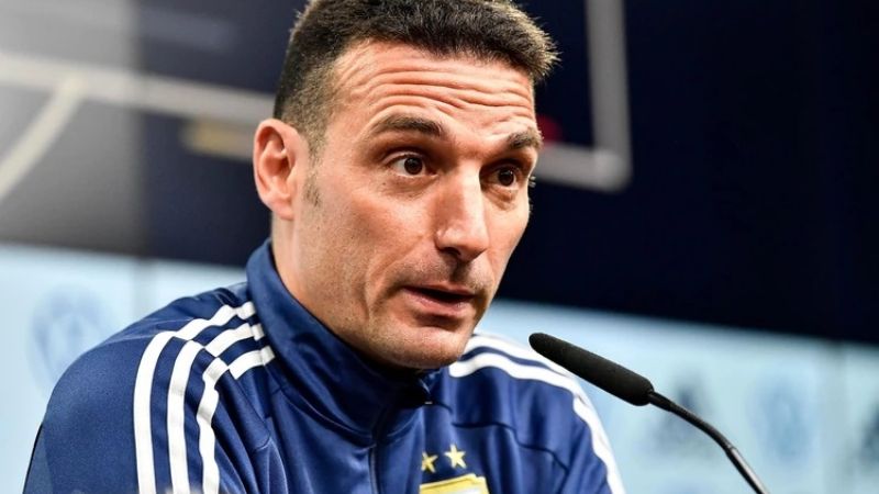 Scaloni citó a los jugadores que juegan en el exterior