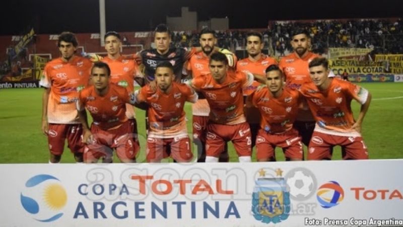 Argentinos-Cañuelas y Sarmiento-Douglas Haig por Copa Argentina