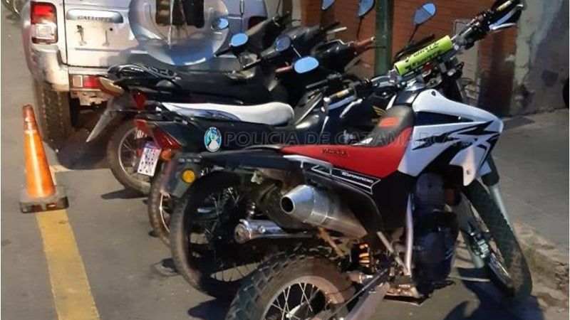 Secuestran vehículos y arrestan a varios sospechosos en controles