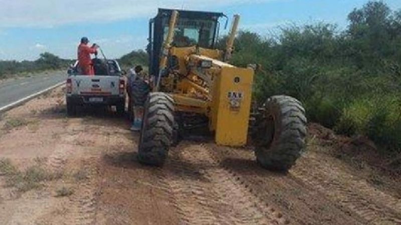 Ruta 60: Reparan banquinas entre Andaluca y Copacabana