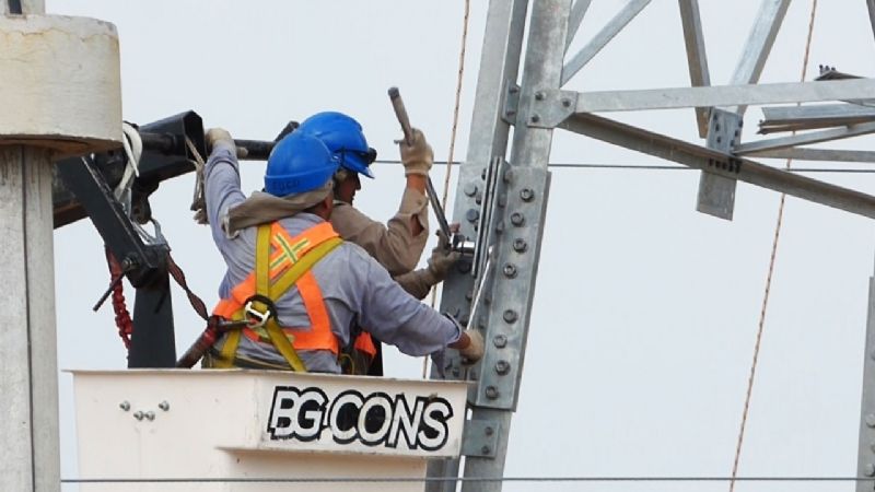 Exitoso inicio de obra energética