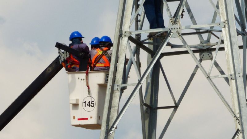 Exitoso inicio de obra energética