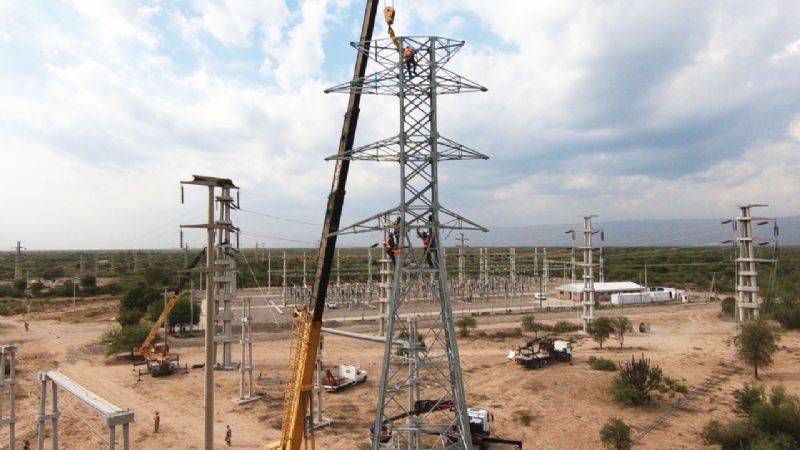 Exitoso inicio de obra energética