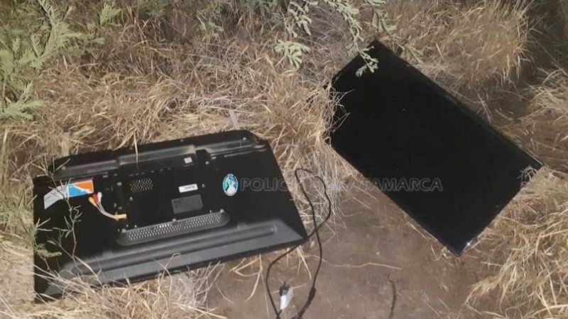Atentaron contra policías cuando intentaron detener al ladrón de dos televisores