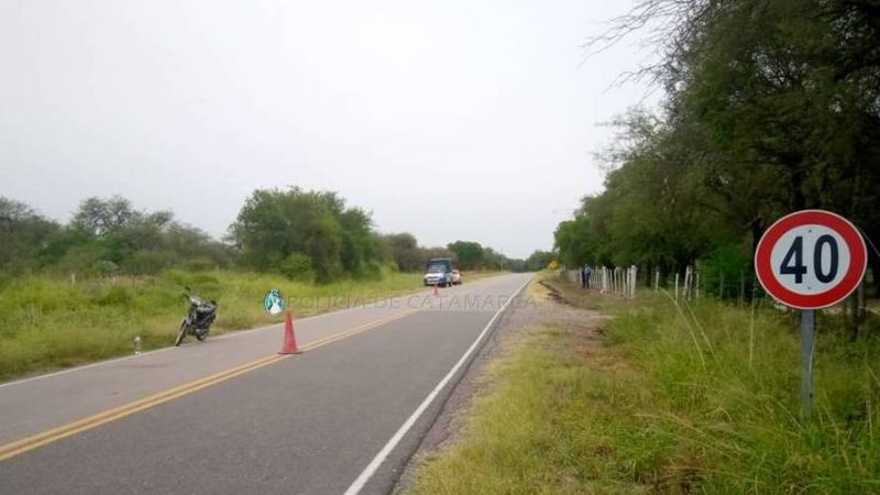 Se cayó de la moto con una mujer y un bebé
