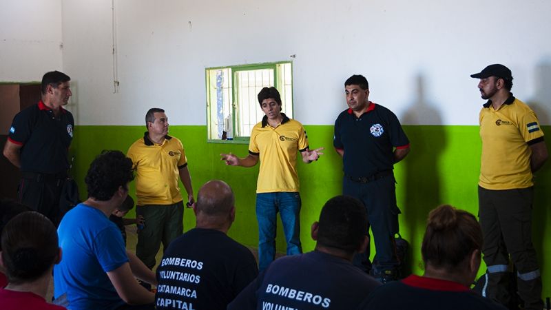 Bomberos Voluntarios se capacitaron en incendios forestales