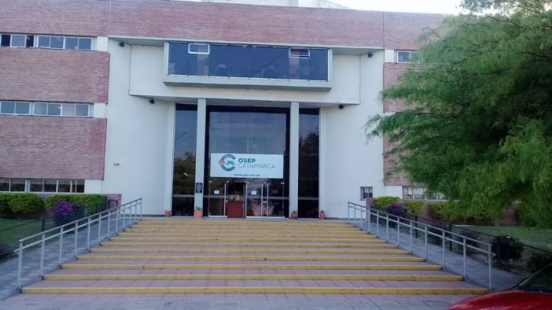 Médicos podrán utilizar recetarios propios para expendio de remedios