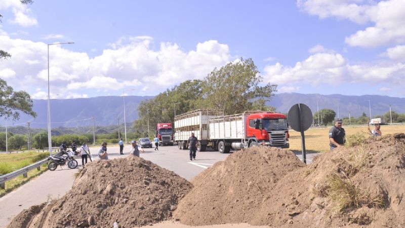 Cierran preventivamente el acceso a Valle Viejo por ruta 38