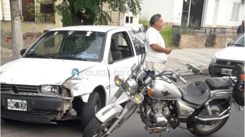 Choque en el cruce de avenidas