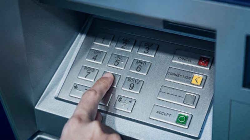 Elevan el monto de extracción de los cajeros automáticos