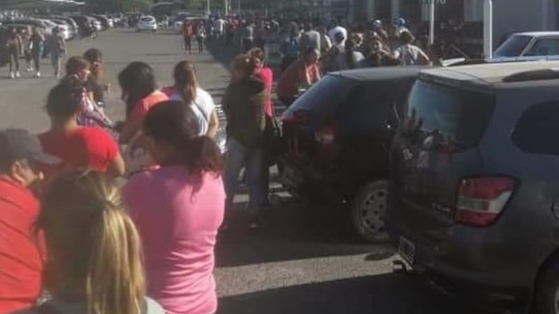 Advierten que no hay necesidad de comprar alimentos de manera ansiosa