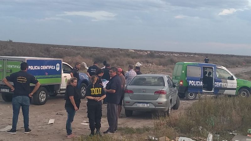 Cuarentena patriarcal: asesinó a su pareja y la abandonó en un camino vecinal