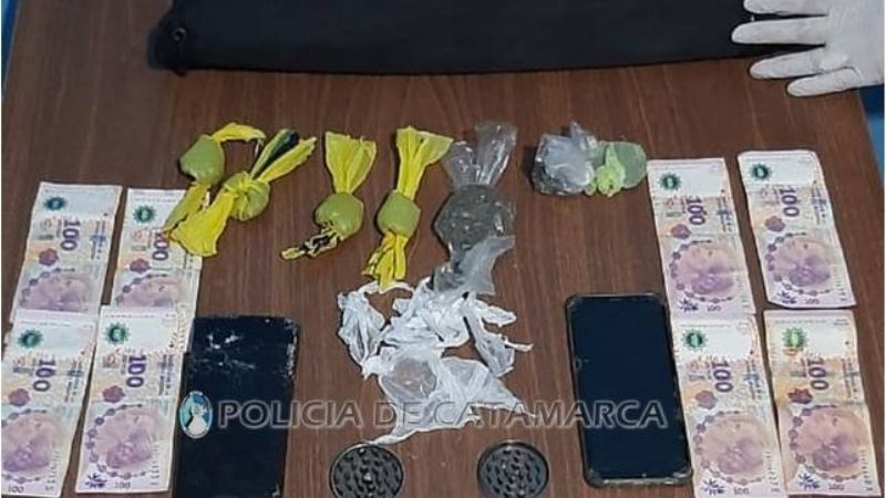 Secuestran droga, celulares y dinero: cuatro detenidos por violar la cuarentena