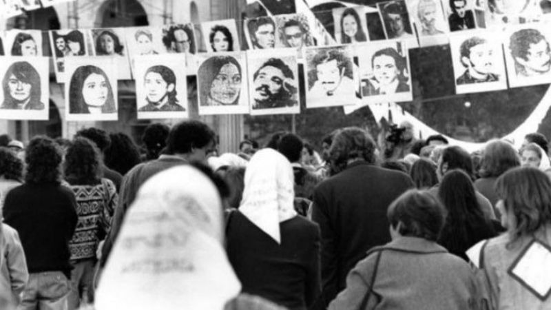 "El aislamiento nos impide marchar, pero no nos impide recordar"