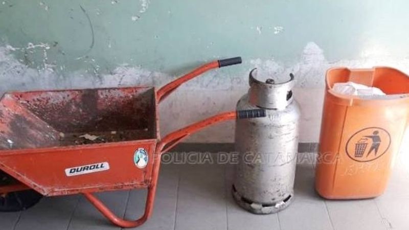 Robaron en una escuela