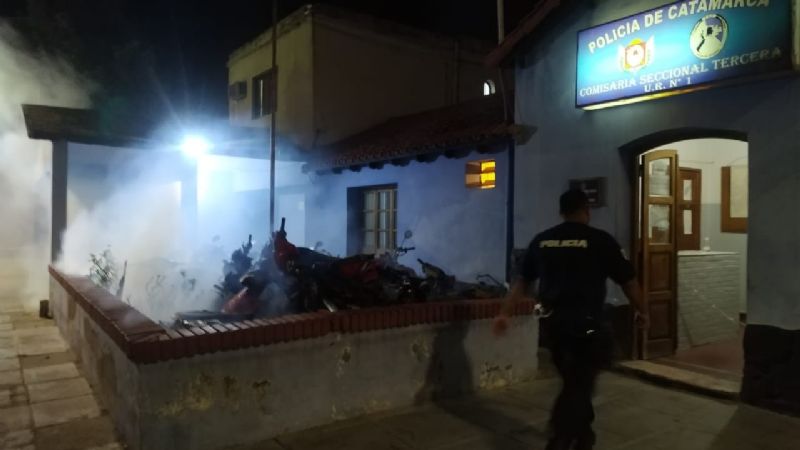 Intensifican todos los operativos de limpieza y fumigación en la ciudad