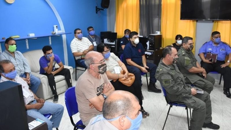 Tinogasta acondiciona lugares de atención y aislamiento