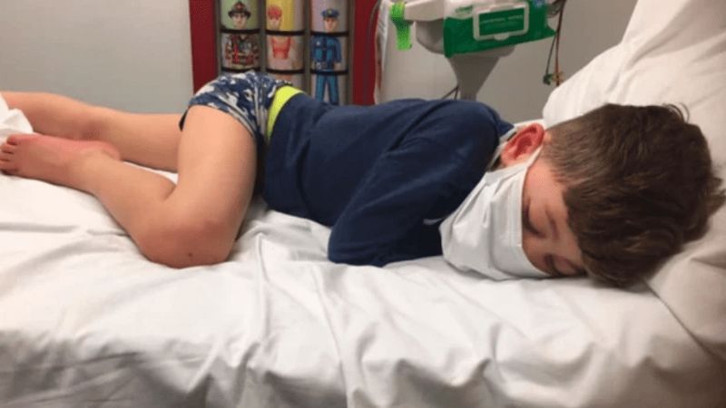 La escalofriante pregunta de nene infectado con coronavirus