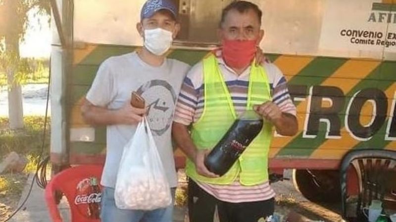 Personal que trabaja en los accesos recibió donaciones de vecinos