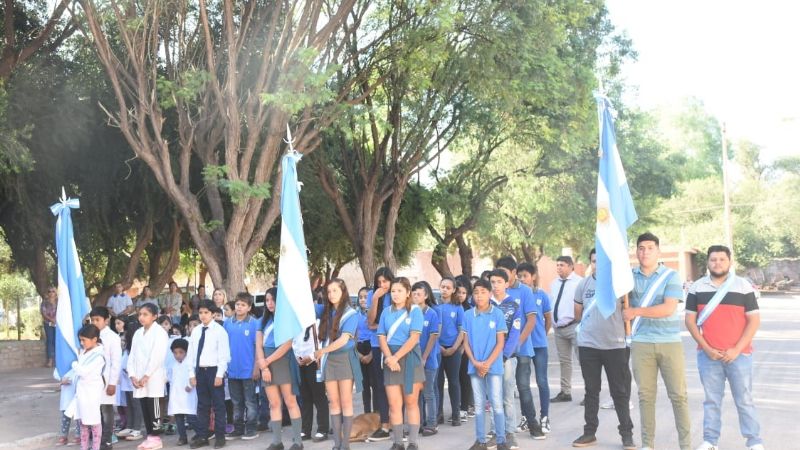 Nóblega anunció obras y programas para Tinogasta