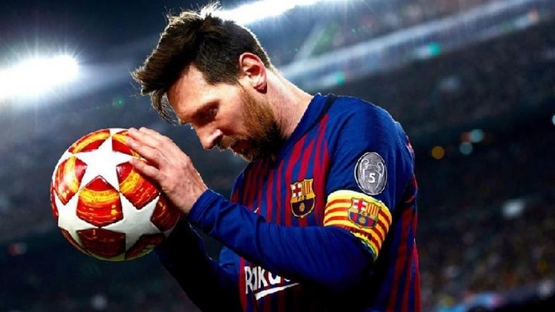 Messi anunció rebaja de sueldos y le pegó a la directiva