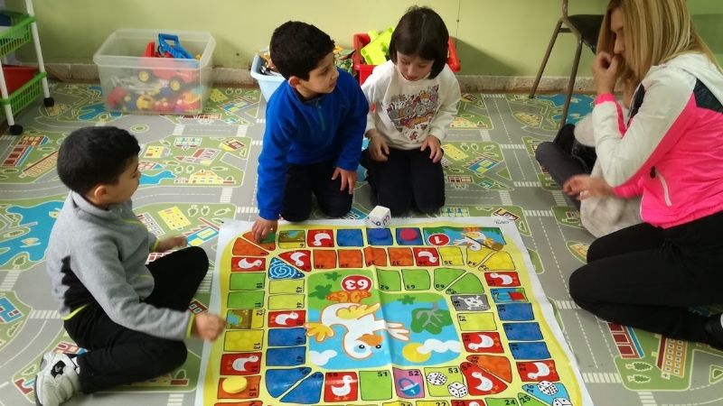 Psiquiatra aconseja rutinas y evitar caer en el tiempo libre