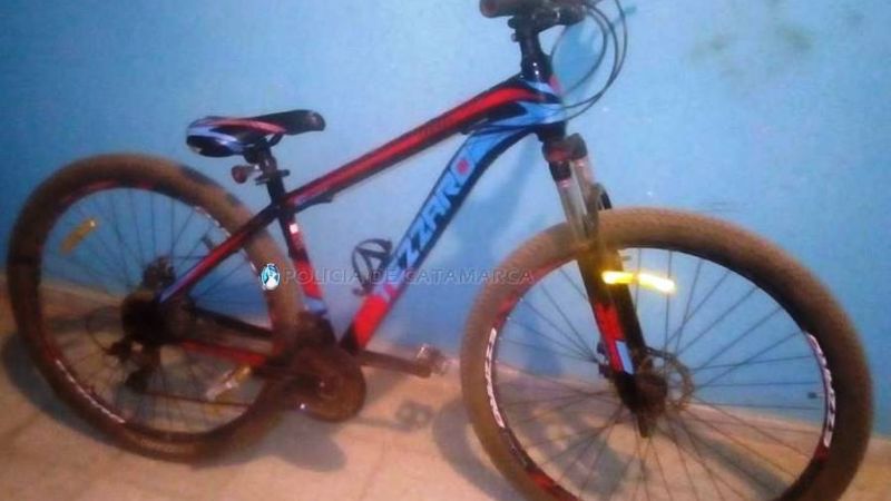 Andaban en una bicicleta robada