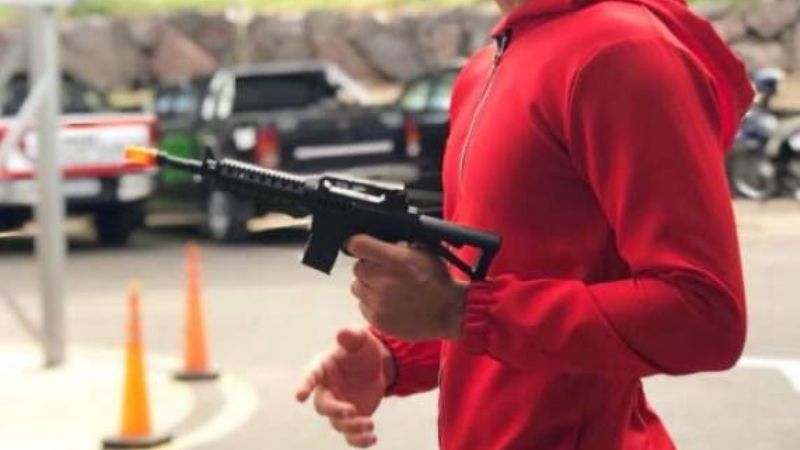 Una joven reveló que escapó de las garras de Naim Vera