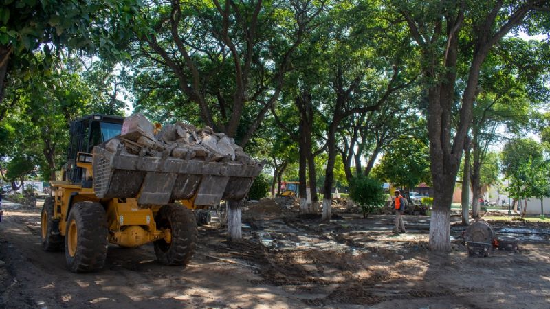 Avanza la remodelación de la plaza de San Isidro