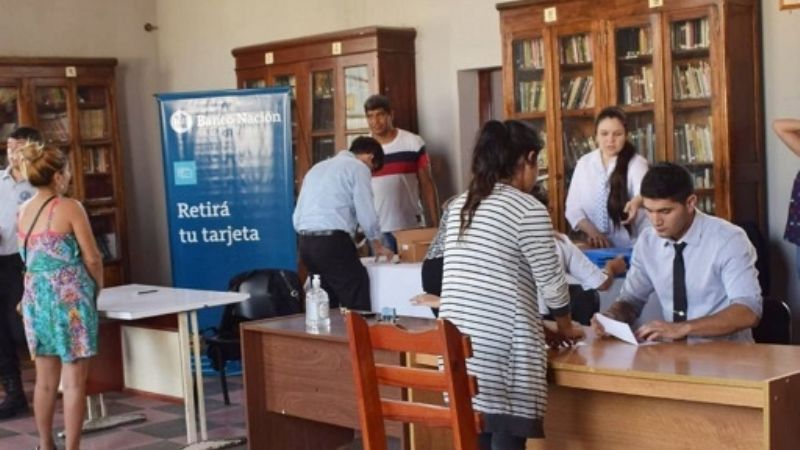 Comenzó la entrega de Tarjetas Alimentar en Recreo