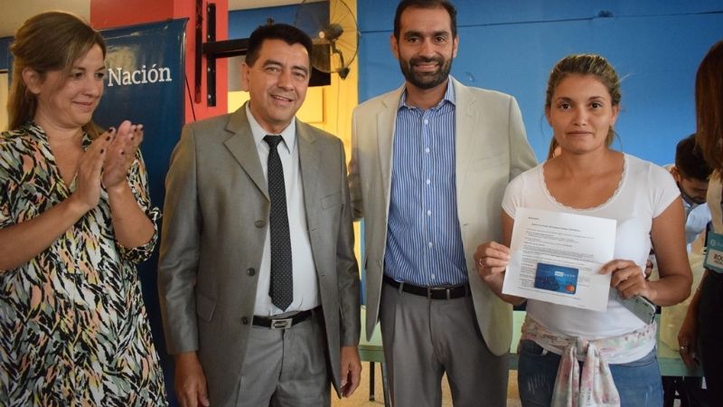 Comenzó la distribución de la tarjeta “Mi Catamarca”