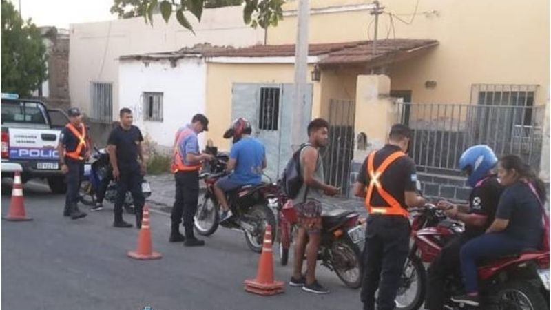 Un total de 26 vehículos secuestrados y dos arrestados en operativos