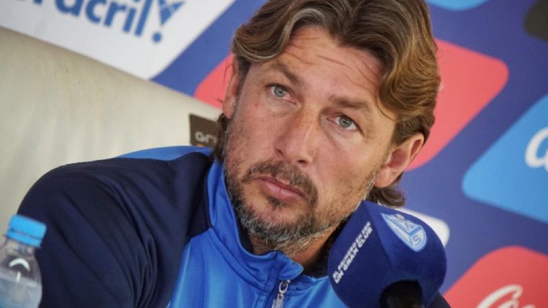 Heinze anunció que deja de ser el entrenador de Vélez